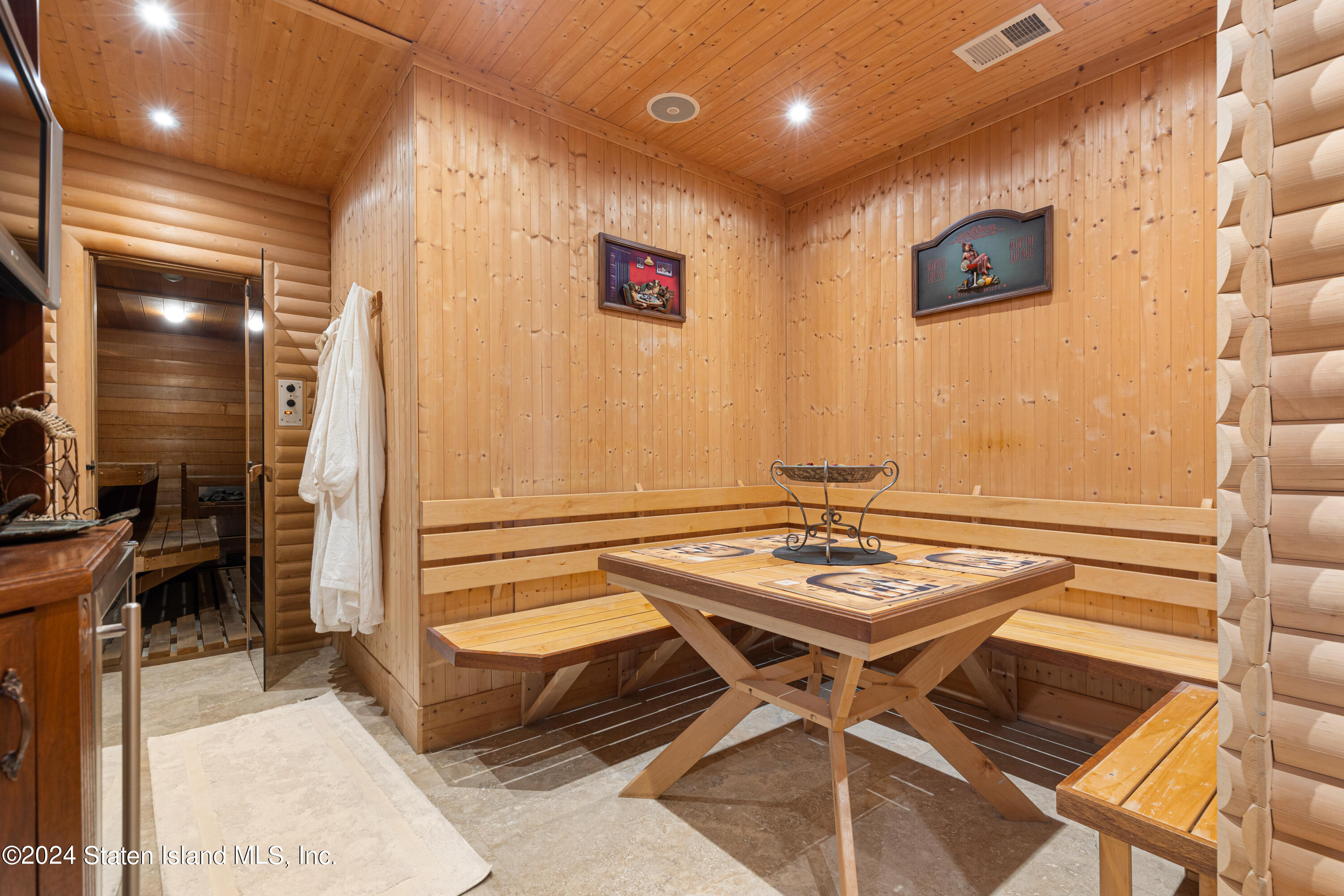 35 Peter Court Staten Island, NY 10304 - Photo 80 of 111 35PeterCt-099