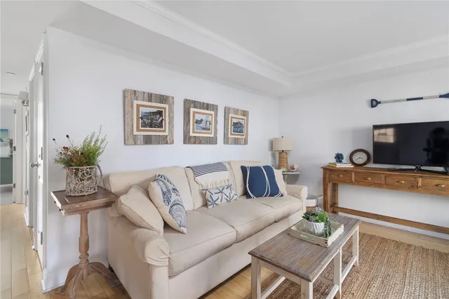 $849,000 | 20 Narragansett Avenue, Unit 905, Narragansett, RI 02882