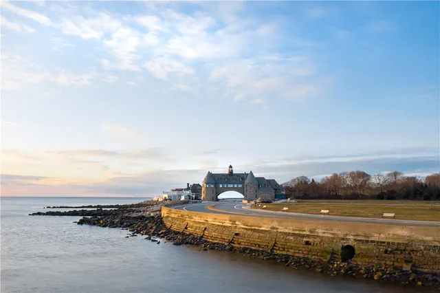 $849,000 | 20 Narragansett Avenue, Unit 905, Narragansett, RI 02882