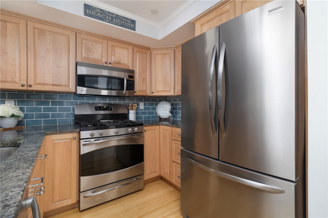 20 Narragansett Avenue, Unit 905 Narragansett, RI 02882 - Photo 7 of 40