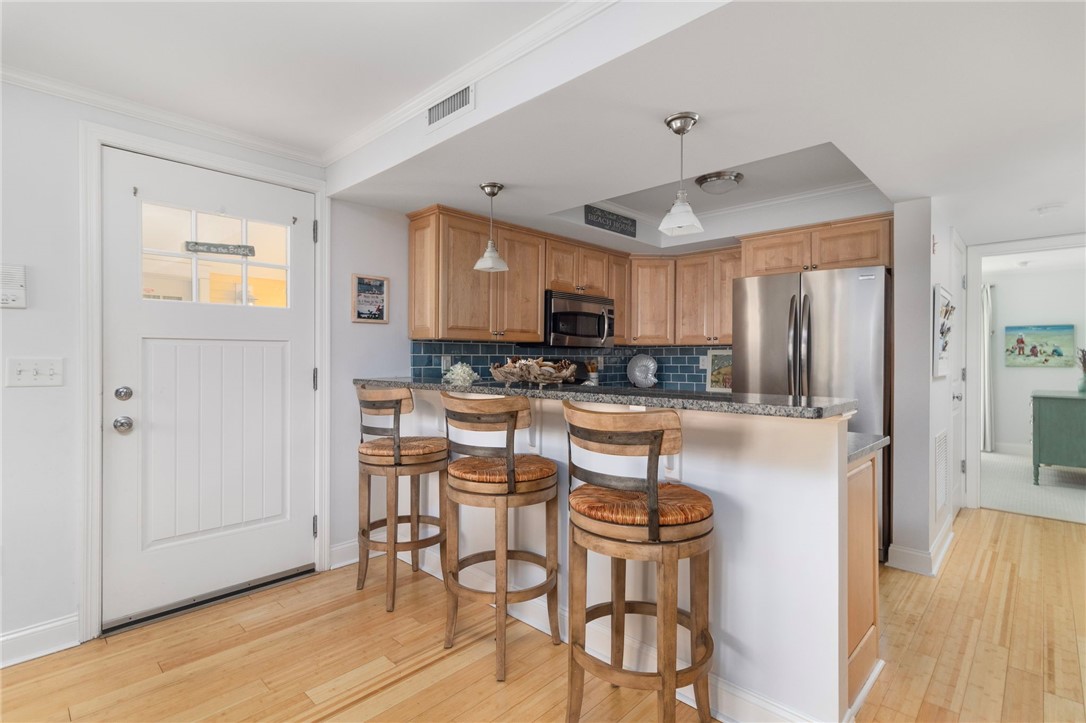 20 Narragansett Avenue, Unit 905 Narragansett, RI 02882 - Photo 10 of 40