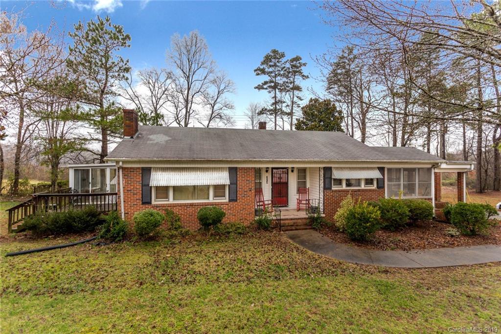 374 Hemlock Road Cleveland, NC 27013 - Photo 3 of 36 Gallery Image 3