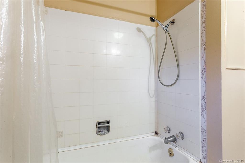 374 Hemlock Road Cleveland, NC 27013 - Photo 23 of 36 Gallery Image 23