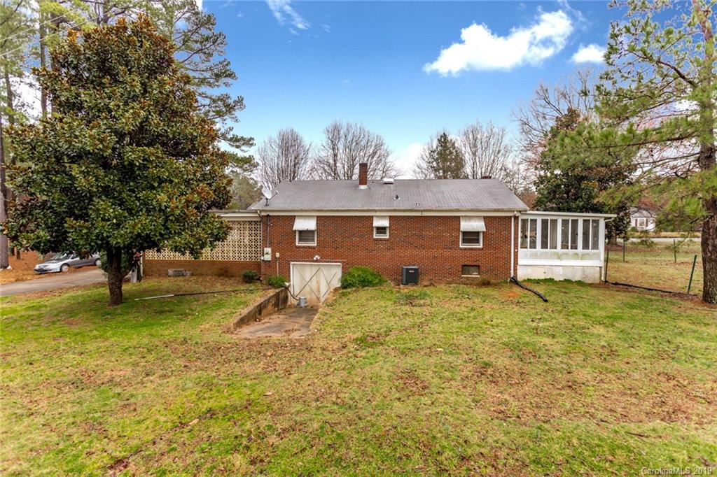 374 Hemlock Road Cleveland, NC 27013 - Photo 34 of 36 Gallery Image 34