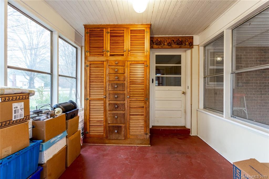 374 Hemlock Road Cleveland, NC 27013 - Photo 6 of 36 Gallery Image 6