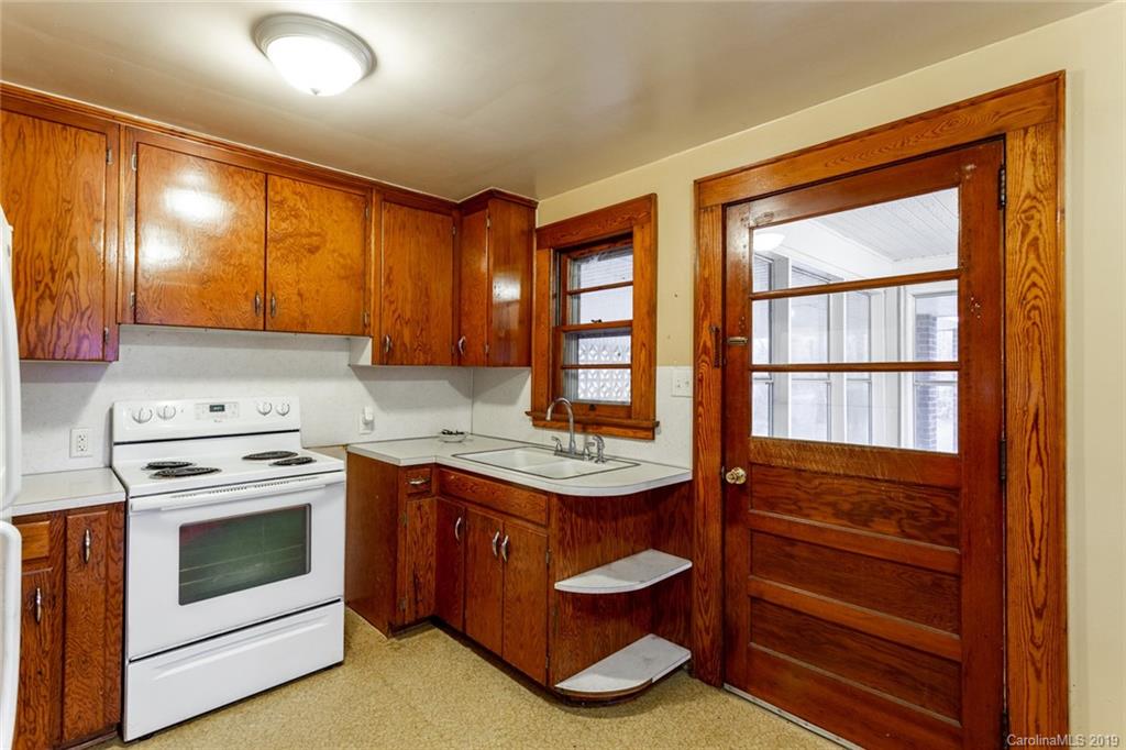 374 Hemlock Road Cleveland, NC 27013 - Photo 10 of 36 Gallery Image 10
