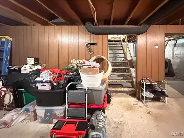 $159,900 | 1674 Grandview Avenue, Utica, NY 13502