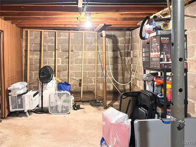 $159,900 | 1674 Grandview Avenue, Utica, NY 13502