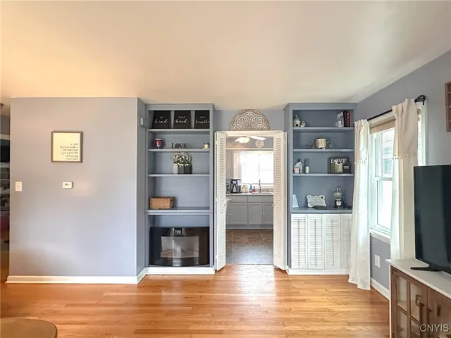 $159,900 | 1674 Grandview Avenue, Utica, NY 13502