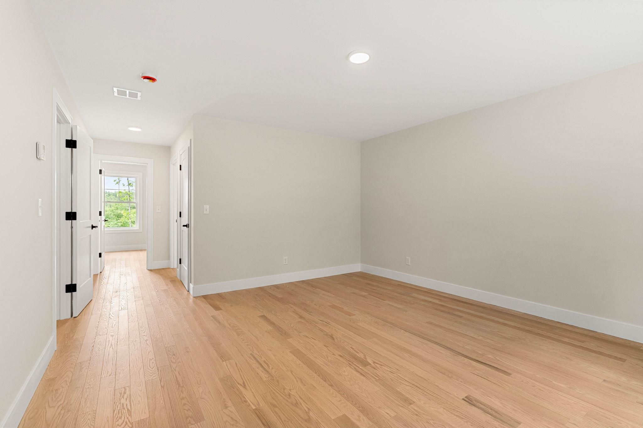 21 Speare Road, Unit A Hudson, NH 03051 - Photo 26 of 52