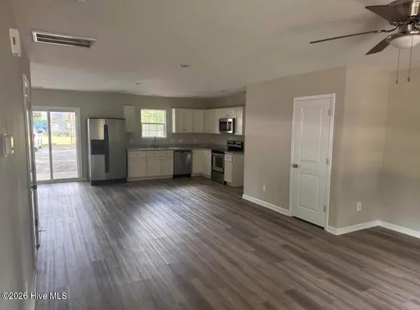 $2,200 | 5317 Park Avenue, Unit A, Wilmington, NC 28403