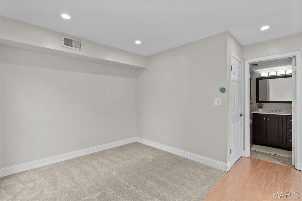 404 Applestone Drive Ballwin, MO 63021 - Photo 17 of 61