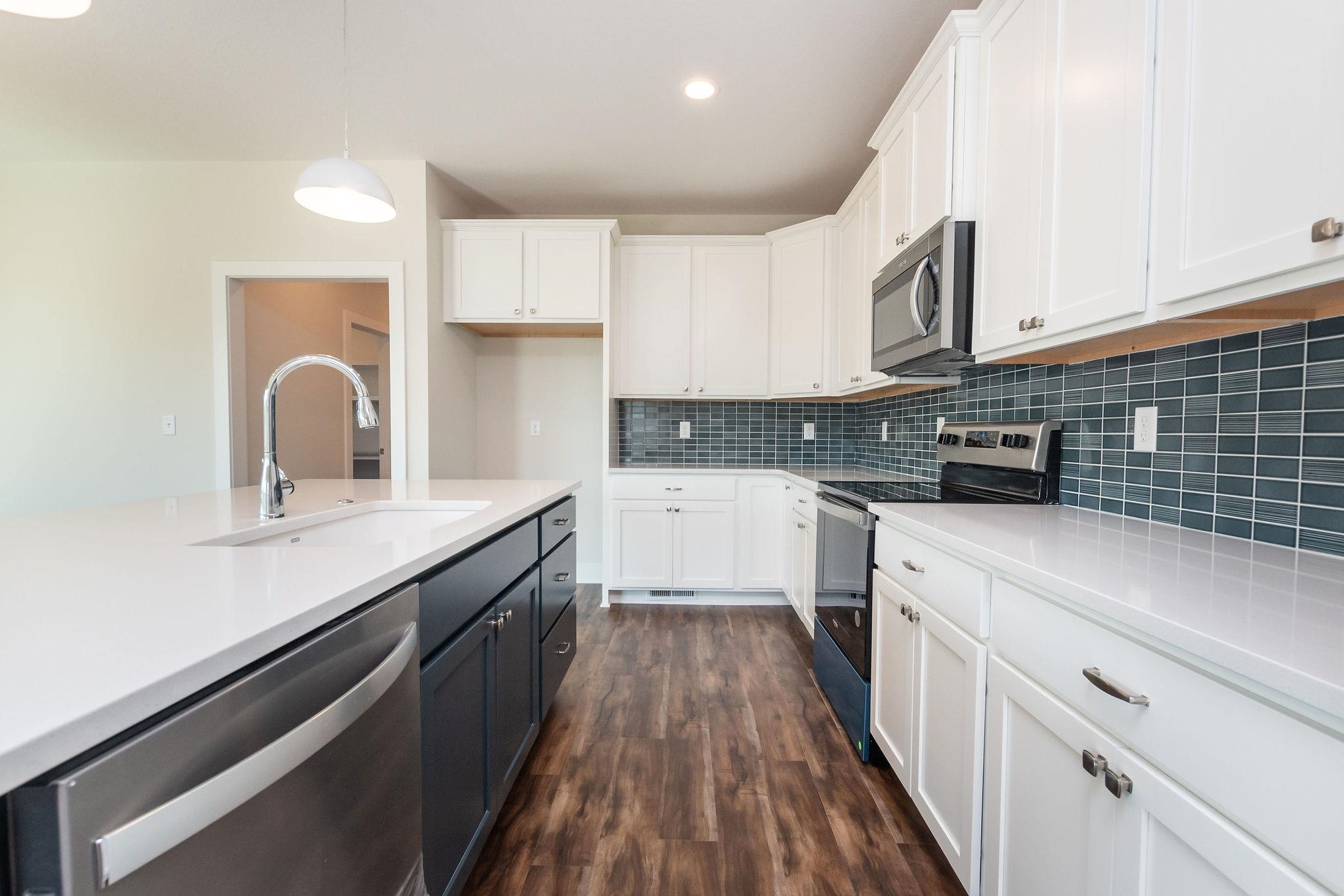 2740 South Prescott Street Wichita, KS 67215 - Photo 12 of 36