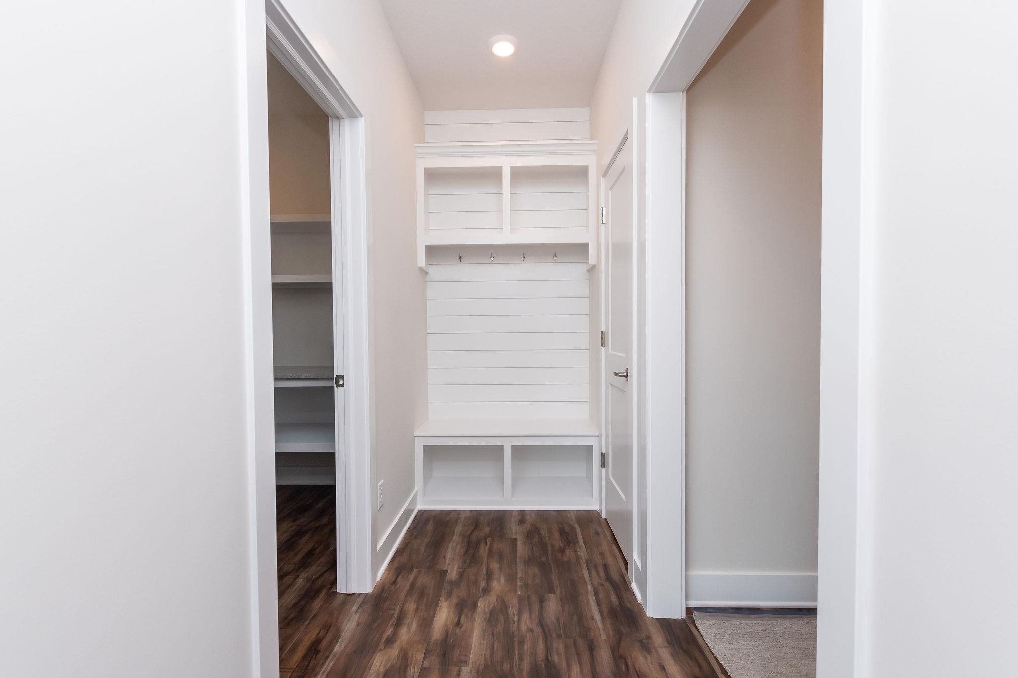 2740 South Prescott Street Wichita, KS 67215 - Photo 16 of 36