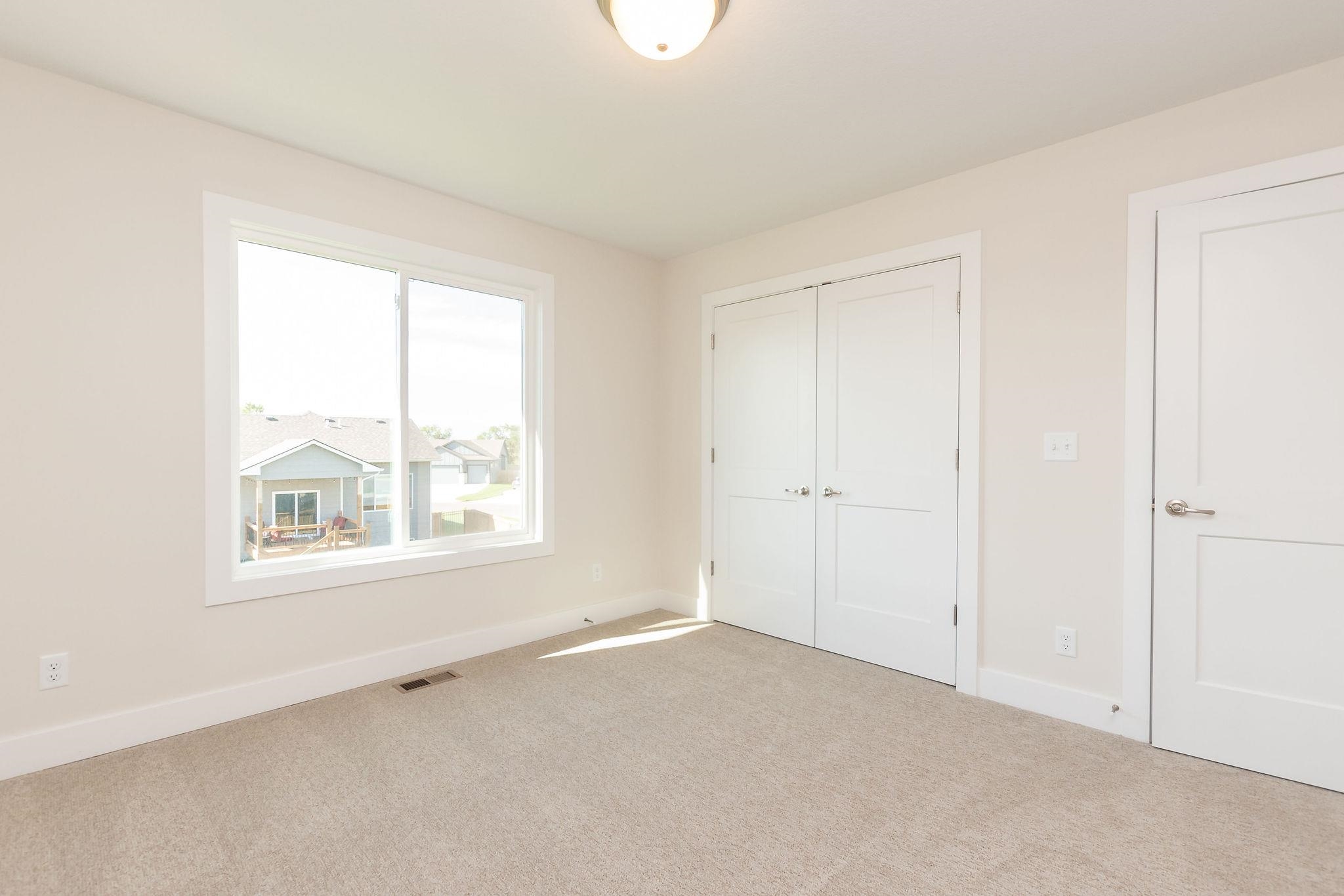 2740 South Prescott Street Wichita, KS 67215 - Photo 24 of 36