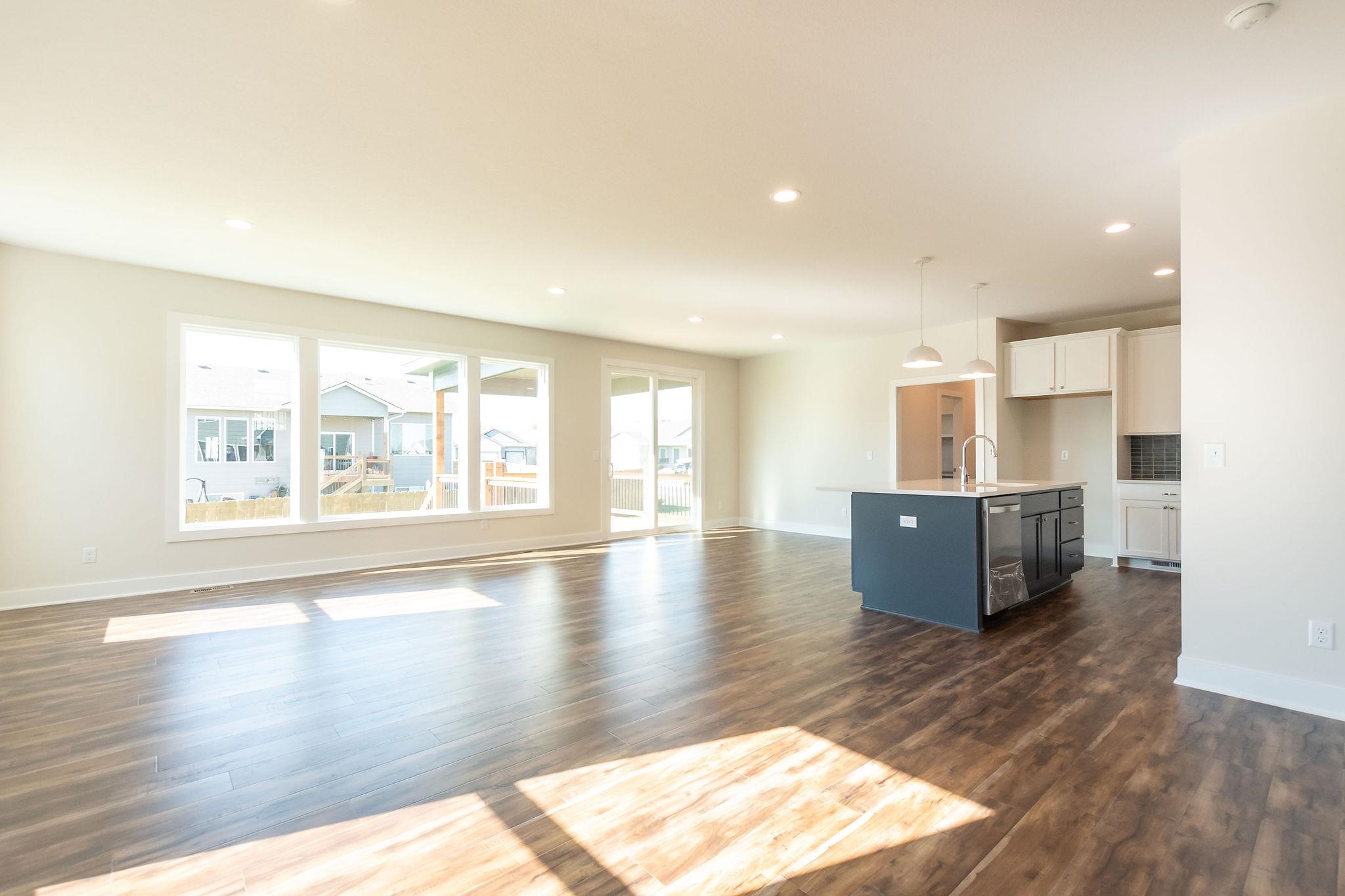 2740 South Prescott Street Wichita, KS 67215 - Photo 5 of 36