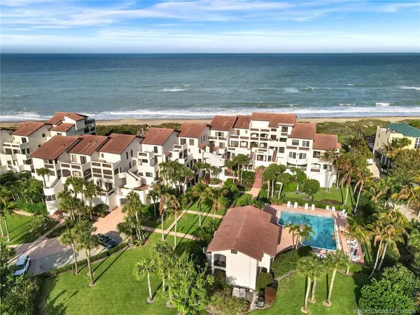 $950,000 | 4651 Northeast Ocean Boulevard, Unit 31, Jensen Beach, FL 34957