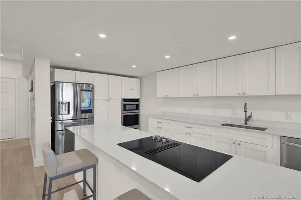 $950,000 | 4651 Northeast Ocean Boulevard, Unit 31, Jensen Beach, FL 34957