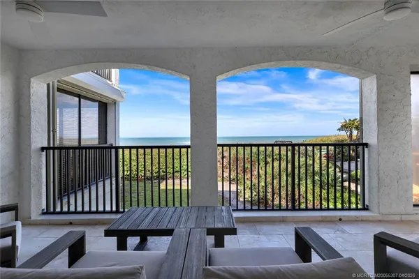 $950,000 | 4651 Northeast Ocean Boulevard, Unit 31, Jensen Beach, FL 34957