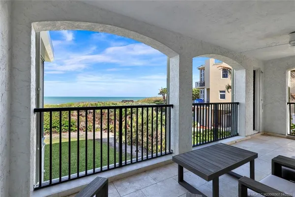 $950,000 | 4651 Northeast Ocean Boulevard, Unit 31, Jensen Beach, FL 34957