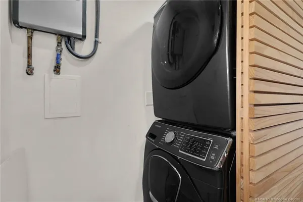 $950,000 | 4651 Northeast Ocean Boulevard, Unit 31, Jensen Beach, FL 34957