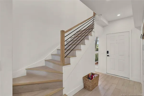 $950,000 | 4651 Northeast Ocean Boulevard, Unit 31, Jensen Beach, FL 34957