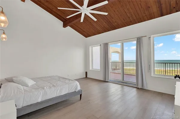 $950,000 | 4651 Northeast Ocean Boulevard, Unit 31, Jensen Beach, FL 34957