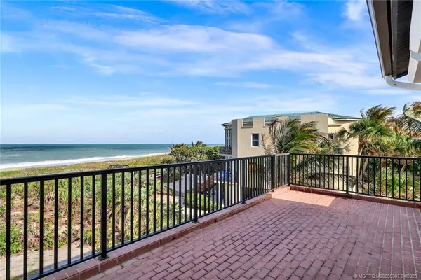 $950,000 | 4651 Northeast Ocean Boulevard, Unit 31, Jensen Beach, FL 34957