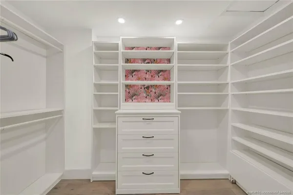 $950,000 | 4651 Northeast Ocean Boulevard, Unit 31, Jensen Beach, FL 34957