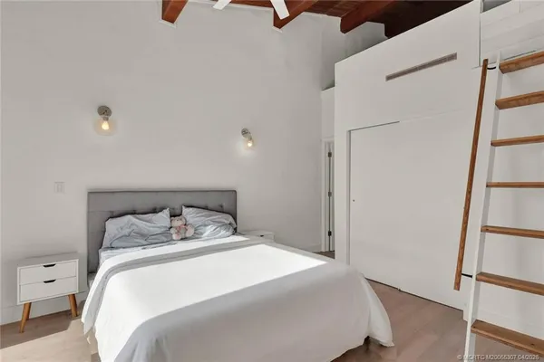 $950,000 | 4651 Northeast Ocean Boulevard, Unit 31, Jensen Beach, FL 34957