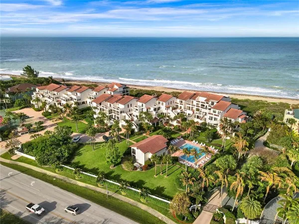 $950,000 | 4651 Northeast Ocean Boulevard, Unit 31, Jensen Beach, FL 34957