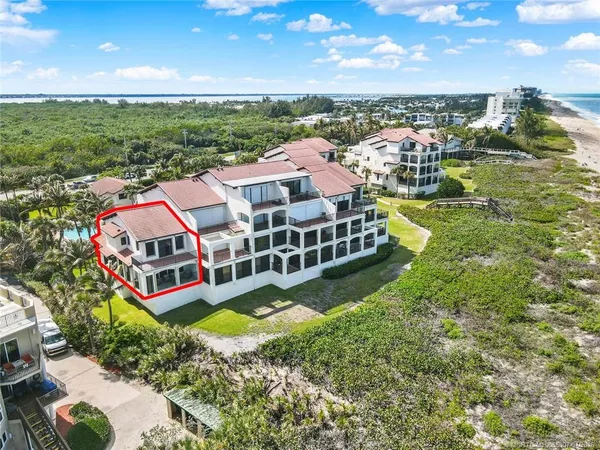 $950,000 | 4651 Northeast Ocean Boulevard, Unit 31, Jensen Beach, FL 34957