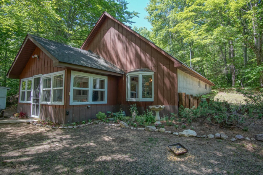 3517 North Hawkins Road Luther, MI 49656 - Photo 2 of 37 DSC05301