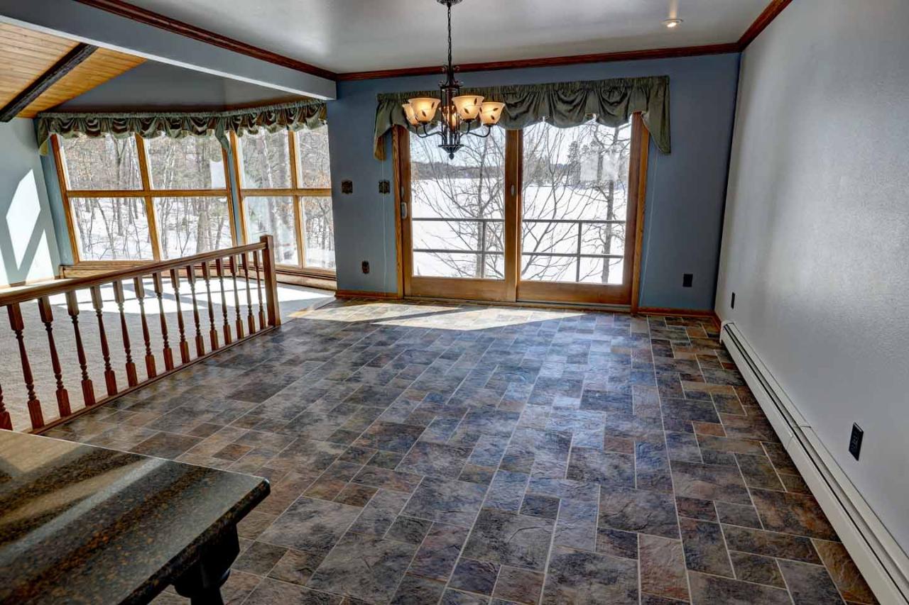 5837 Musky Bay Drive Rhinelander, WI 54501 - Photo 10 of 33 Gallery Image 10