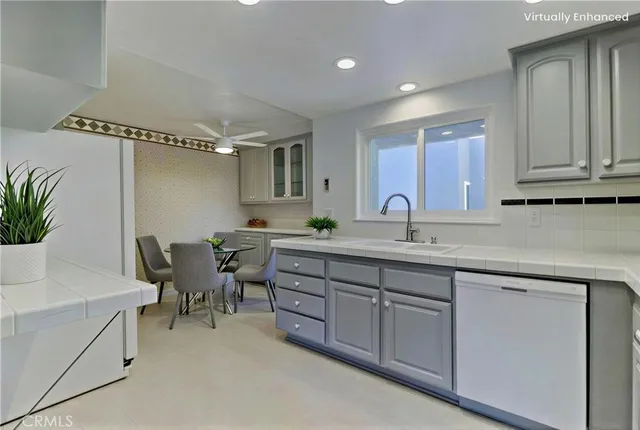 $627,000 | 2395 Via Mariposa West, Unit 3A, Laguna Woods, CA 92637