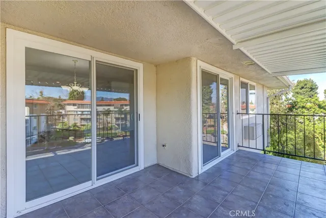 $627,000 | 2395 Via Mariposa West, Unit 3A, Laguna Woods, CA 92637