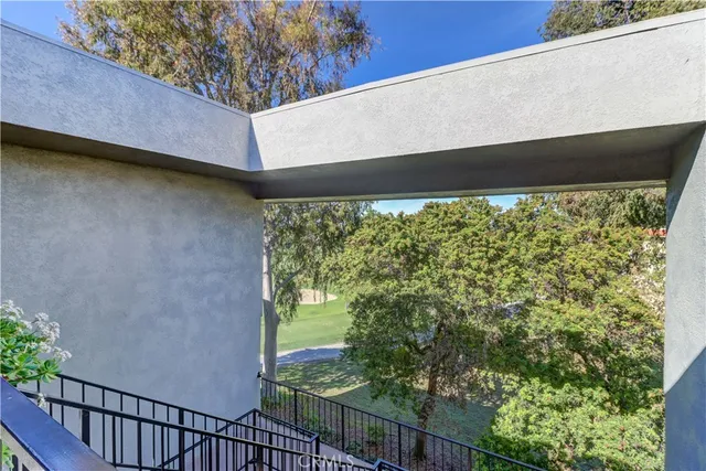 $627,000 | 2395 Via Mariposa West, Unit 3A, Laguna Woods, CA 92637