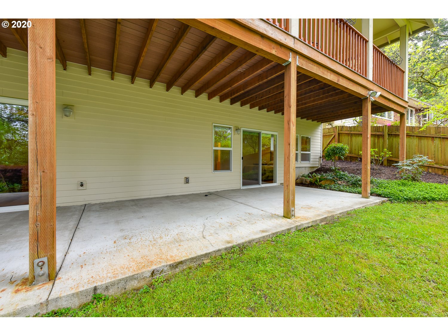 11543 Southwest Lesser Road Portland, OR 97219 - Photo 29 of 32 Gallery Image 29