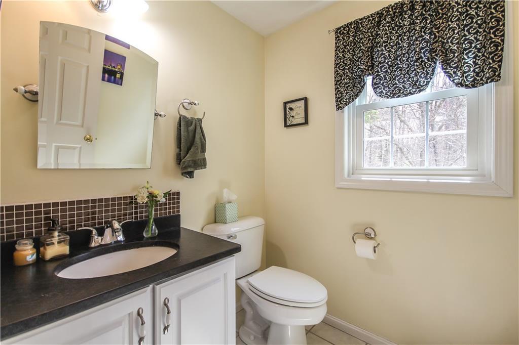 8 Thatcher Brook Lane Biddeford, ME 04005 - Photo 4 of 35 Photo