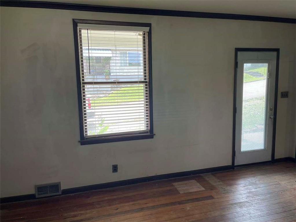 306 Clear Street Greensboro, PA 15338 - Photo 14 of 46 Gallery Image 14