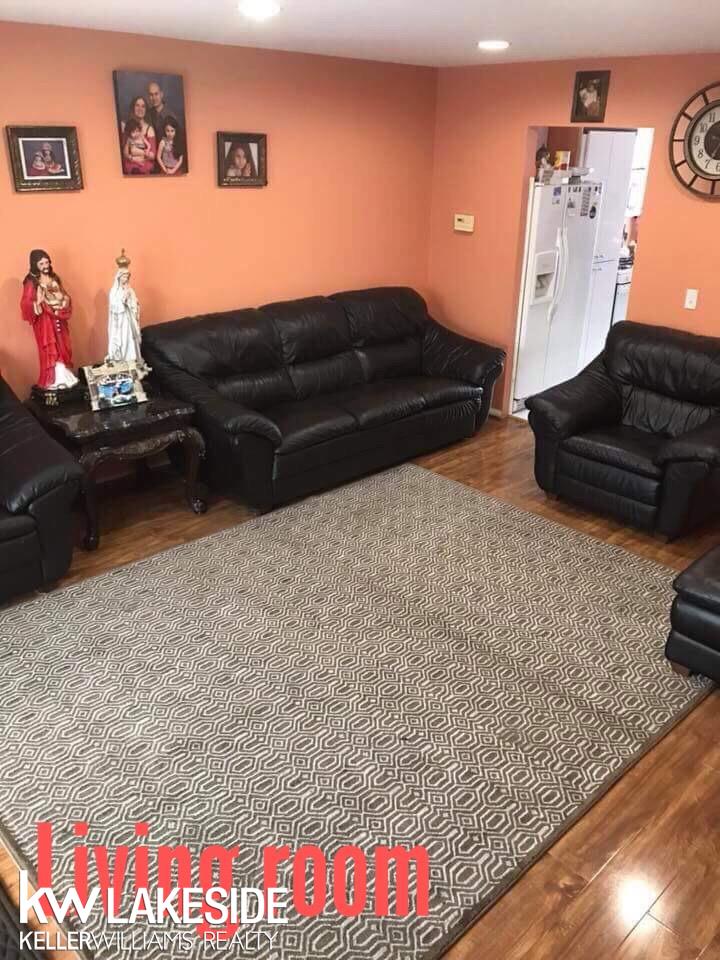 4284 15 Mile Road Sterling Heights, MI 48310 - Photo 2 of 21
