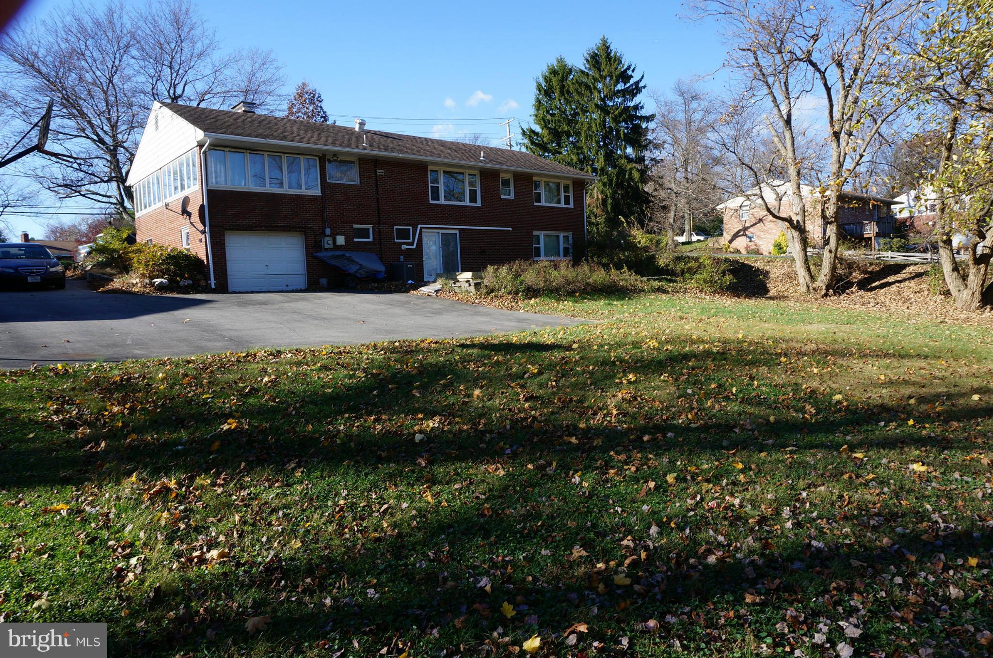 25003 Woodfield Road Damascus, MD 20872 - Photo 2 of 30 Exterior (Rear)