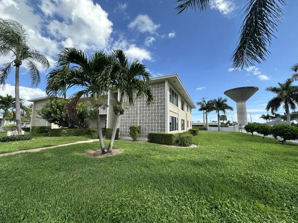 $1,600 | 95 North Boulevard, Unit 1D, Boynton Beach, FL 33435