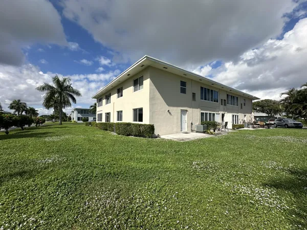 $1,600 | 95 North Boulevard, Unit 1D, Boynton Beach, FL 33435