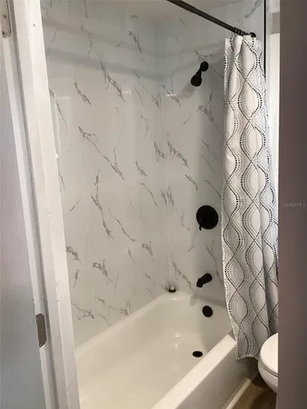 $2,200 | 13121 4th Street East, Unit 2, Madeira Beach, FL 33708