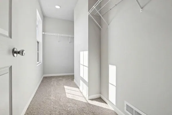 $389,900 | 4019 Sugarsand Lane, Bridgman, MI 49106