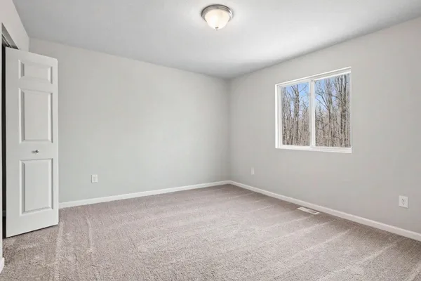 $389,900 | 4019 Sugarsand Lane, Bridgman, MI 49106