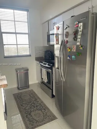 $2,600 | 215 Southwest 42nd Avenue, Unit 602, Miami, FL 33134