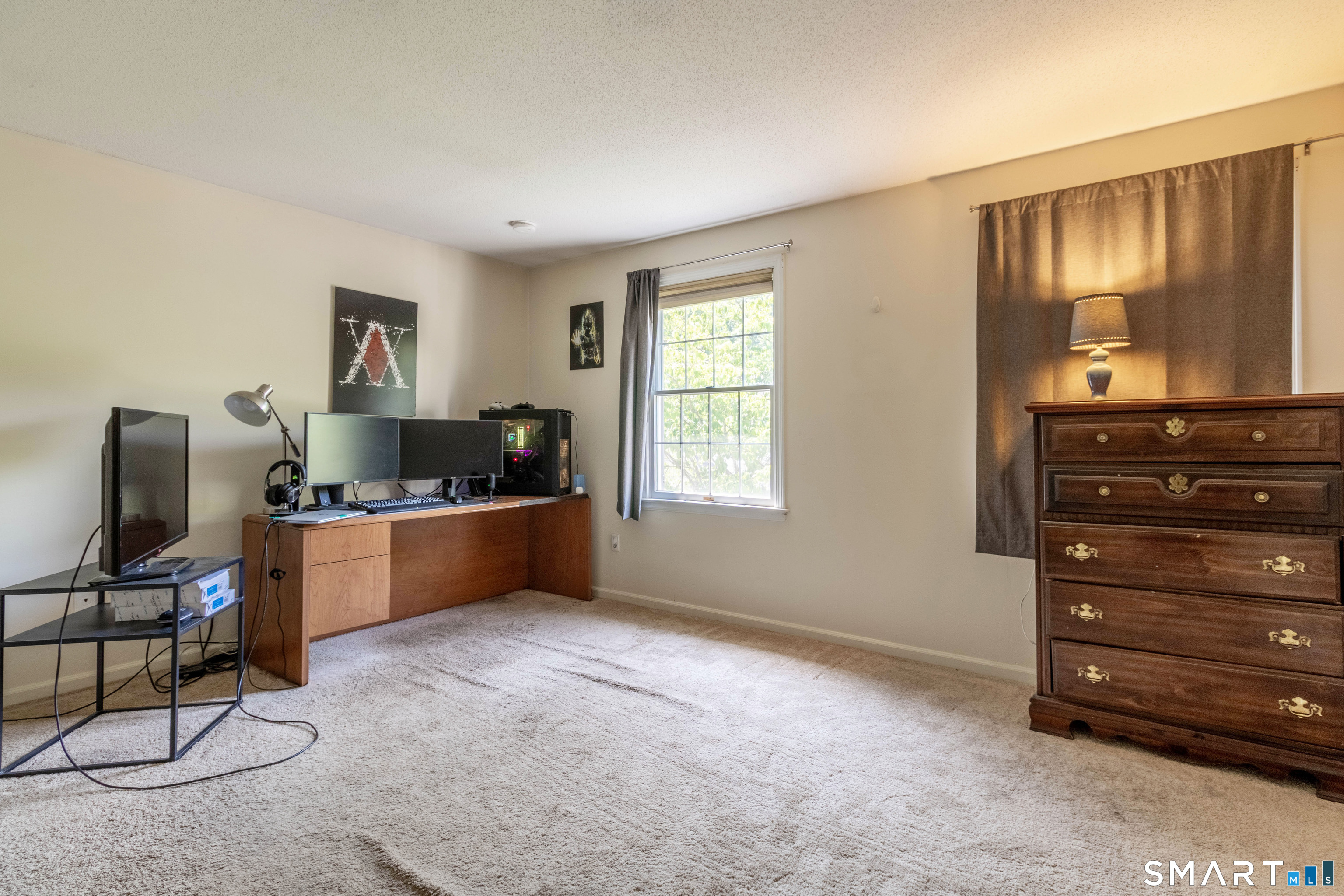283 Strawberry Circle Windsor, CT 06095 - Photo 10 of 30