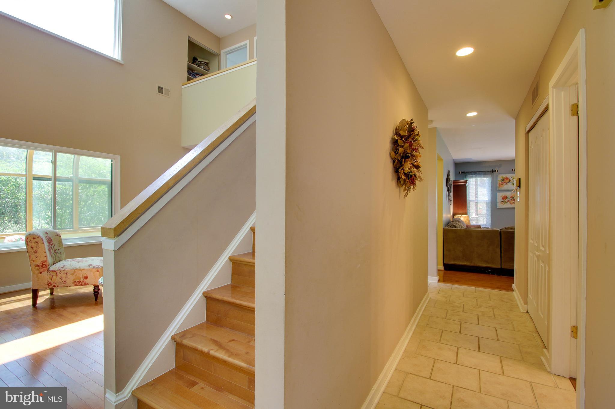 10069 Cape Ann Drive Columbia, MD 21046 - Photo 2 of 26